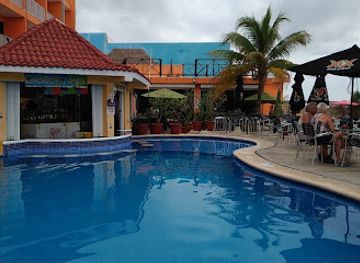 mexico/cozumel/puerto-aventuras/bar/no-name-bar
