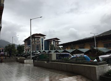 bhutan/eastern-bhutan/bar/real-illusions-restro-bar