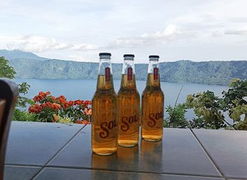 nicaragua/apoyo-lagoon/bar/bar-el-miradorcito