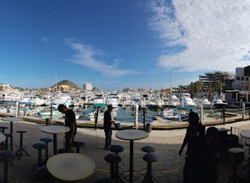 mexico/los-cabos/bar/the-nowhere-bar