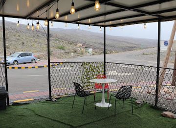oman/jebel-shams/bar/mountain-burger