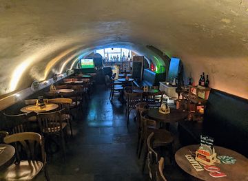 belgium/walloon-brabant/bar/le-palais-du-houblon