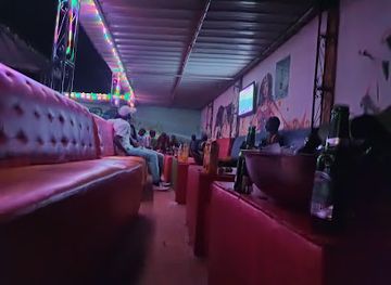 burkina-faso/gorom-gorom/bar/bar-dancing-le-koulpelgo