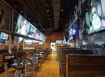 louisiana/plantation-country/bar/walk-on-s-sports-bistreaux-juban-crossing-restaurant