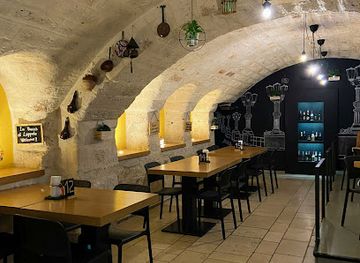 italy/bari/bari-vecchia/bar/in-bocca-al-luppolo