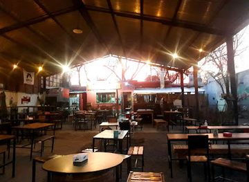 argentina/mendoza/bar/rustic-bar