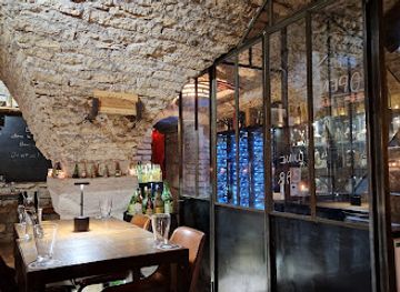 france/burgundy/bar/caveau-de-saulx-le-trou