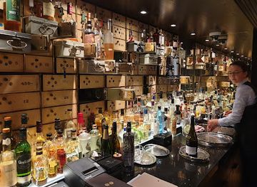 netherlands/north-holland/bar/vault-bar