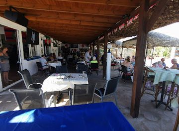 cyprus/avakas-gorge/bar/the-veteran-s-bar