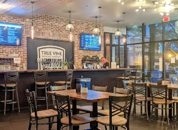 texas/tyler/bar/true-vine-on-the-square