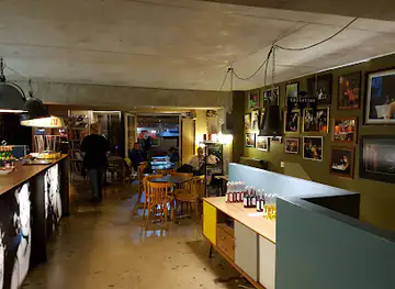 Ancien Cinéma Café Club