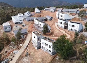 nepal/poon-hill/bar/flip-nepal-resorts