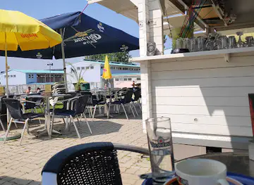 Latschi Bar