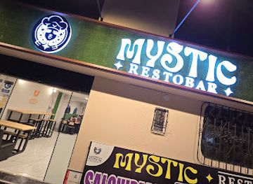 peru/arequipa/cayma/bar/mystic