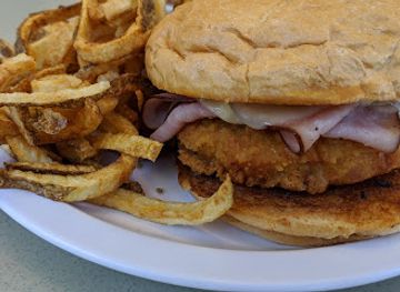 utah/sevier-valley/bar/lake-side-grill