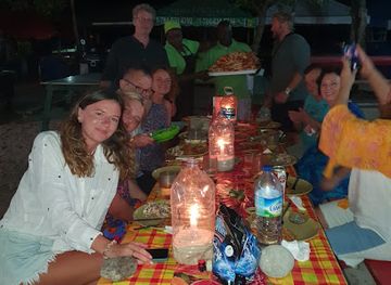 saint-vincent-and-the-grenadines/union-island/bar/akela-trini-flavours