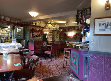 Y Glyntwrog Inn