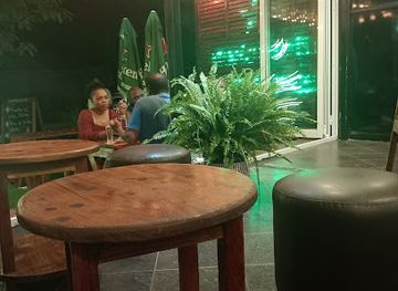 mozambique/maputo/bar/chill-out-cafe-bar