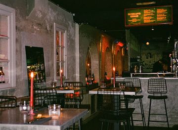 netherlands/amsterdam/jordaan/bar/sins-of-sal