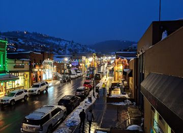 utah/uinta-mountains/bar/no-name-saloon