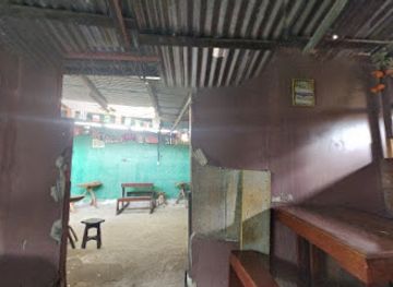 honduras/la-paz-region/bar/oasis-marvin