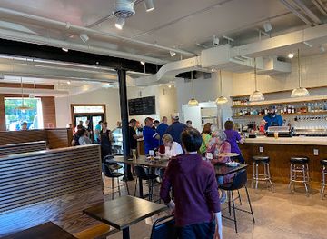 minnesota/lake-superior/bar/lake-superior-brewing