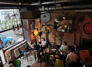 poland/warsaw/praga/bar/w-oparach-absurdu