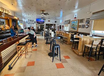 montana/the-judith-basin/bar/american-bar-grill