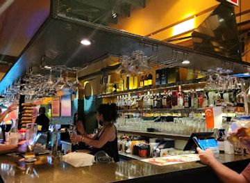 singapore/bugis/bar/chevy-s-bar-and-bistro