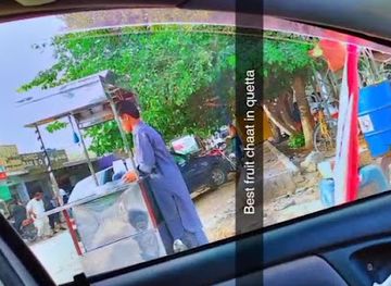 pakistan/western-balochistan/bar/fruit-chaat-vendor
