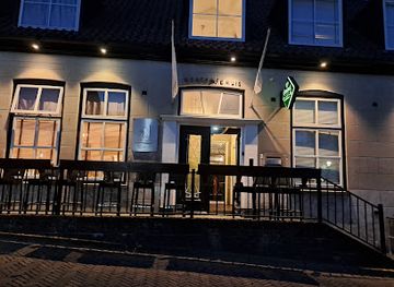 netherlands/hoeksche-waard/bar/restaurant-t-land-van-wale