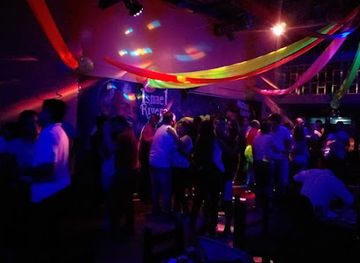colombia/guainia-department/bar/discoteca-y-bar-la-noche