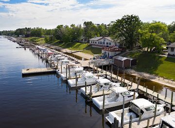 minnesota/lake-of-the-woods/bar/ballard-s-resort