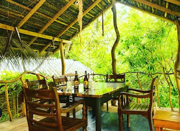sri-lanka/north-central-province/bar/visu-villa-bar-restaurant