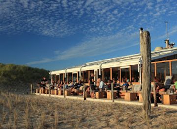 netherlands/wadden-islands/bar/strandpaviljoen-paal-9