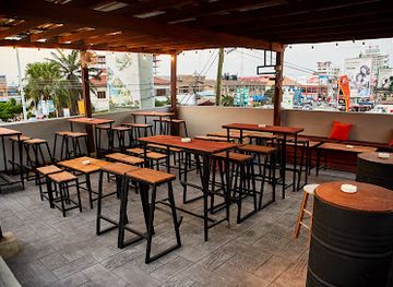 ghana/accra/osu/bar/kona