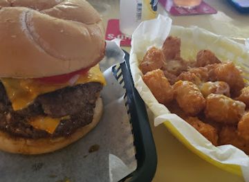 oklahoma/gloss-mountain-state-park/bar/toms-place