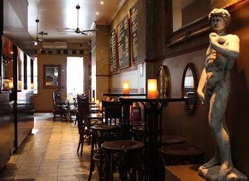 australia/melbourne/bar/cabinet-bar-balcony