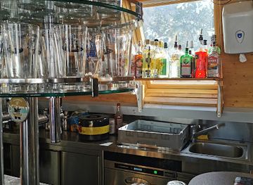 switzerland/nendaz/bar/yeti