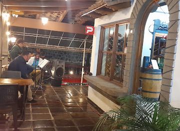 el-salvador/highlands/bar/alegorias-speakeasy-bar