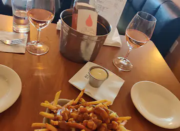 POP Wine Bar