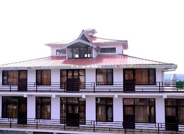 india/himalayas/bar/lord-krishna-himalayan-hotel-restaurant