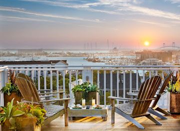 rhode-island/newport-cliff-walk/bar/the-roof-deck-at-the-vanderbilt