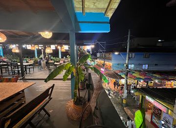 colombia/guatape/bar/folklore-restaurant-bar