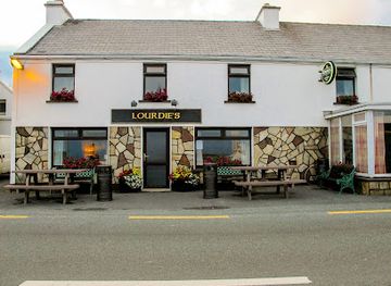 ireland/achill-island/bar/lourdie-s-pub
