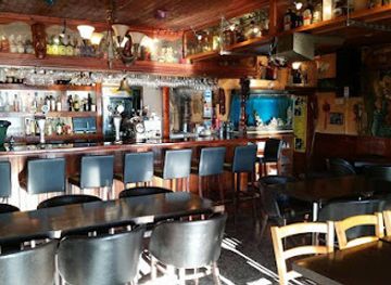 israel/nazareth/bar/moon-pub