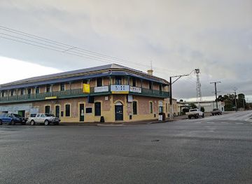 australia/yorke-peninsula/bar/melville-hotel