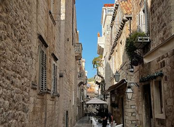 croatia/dubrovnik/old-town/bar/the-bar