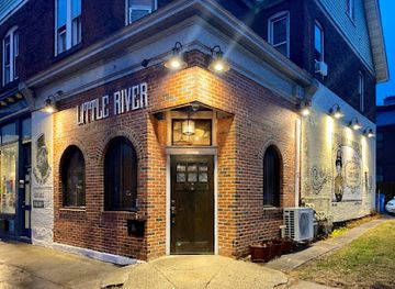 connecticut/ski-sundown/bar/little-river-restoratives