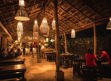 Hideout Lounge